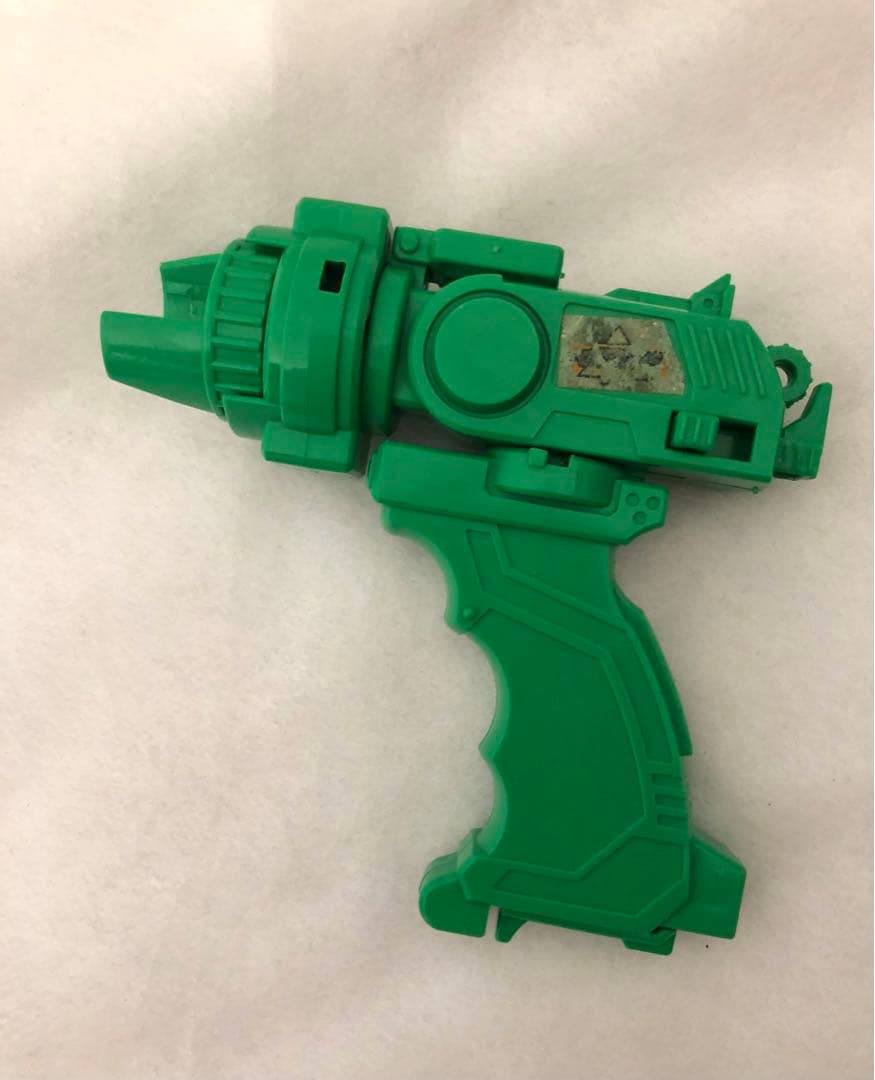 爆転変形　爆転龍ハヤテ　ベイブレードバースト 発射器と2つのベイブレード