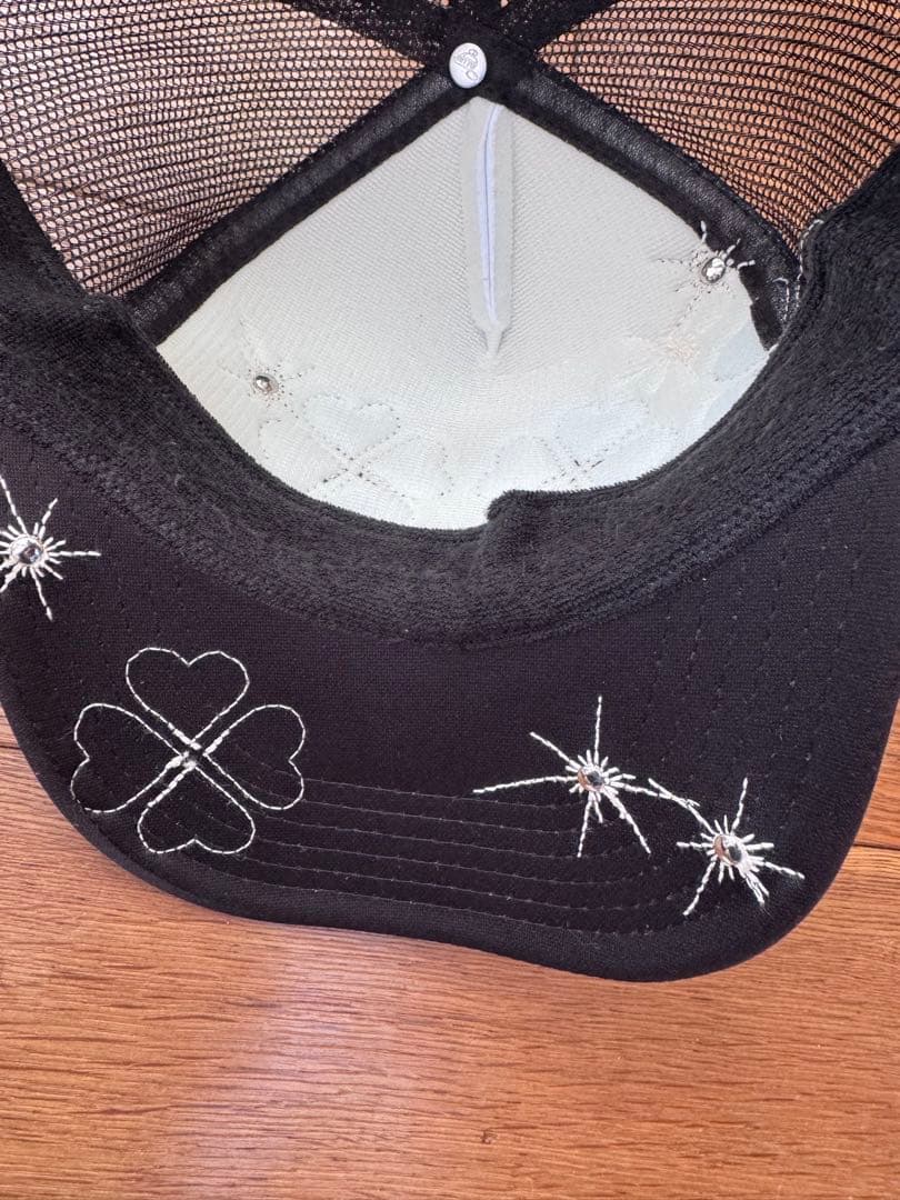 imozon saving clothing キャップ 黒白クローバー