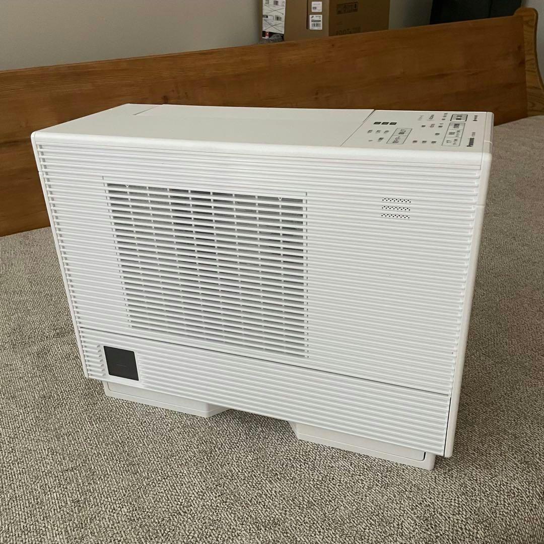 Panasonic 除湿機 F-YZVXJ60 ホワイト 22年製