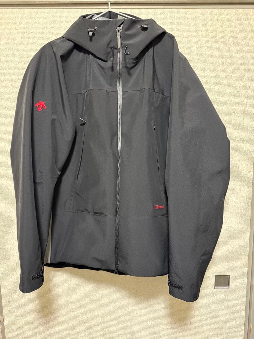 JJJJound ジョウンド デサントオルテライン ハードシェル パーカ