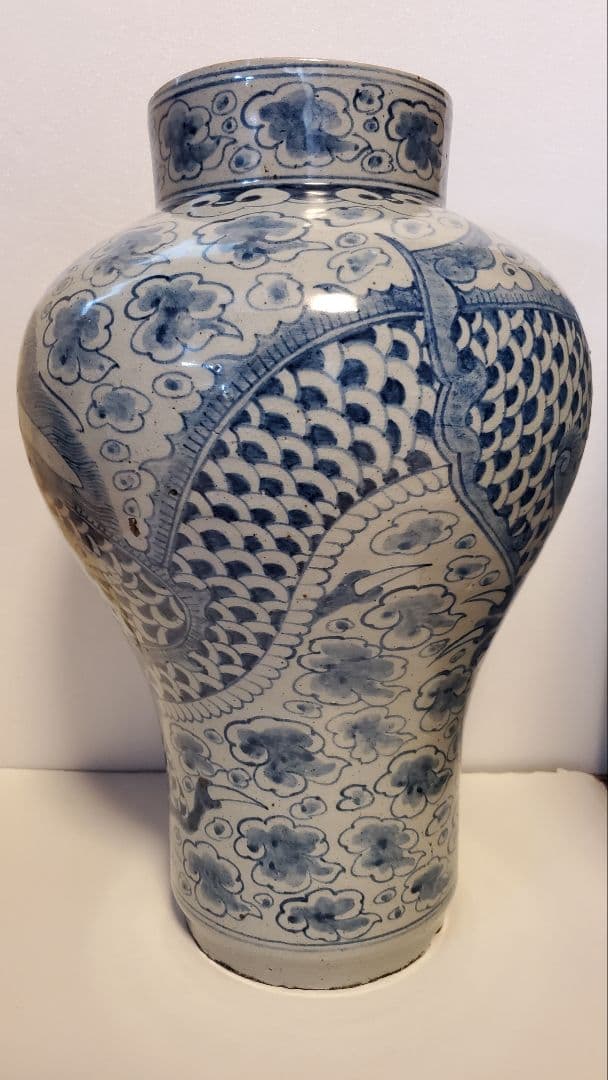 朝鮮美術　李朝　白磁染付　雲龍紋様　大壺