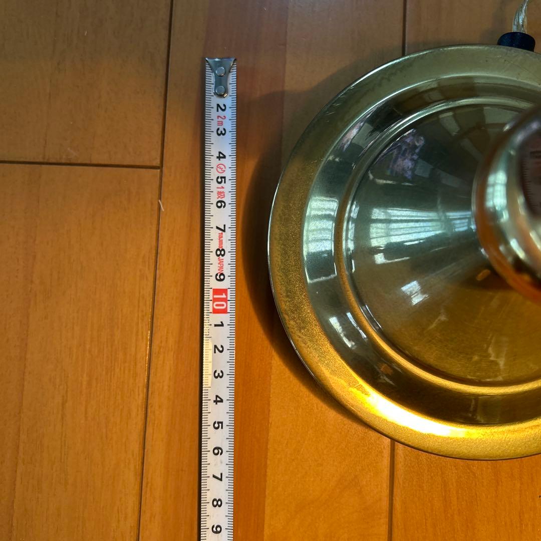 ゴールドメタルデスクライト