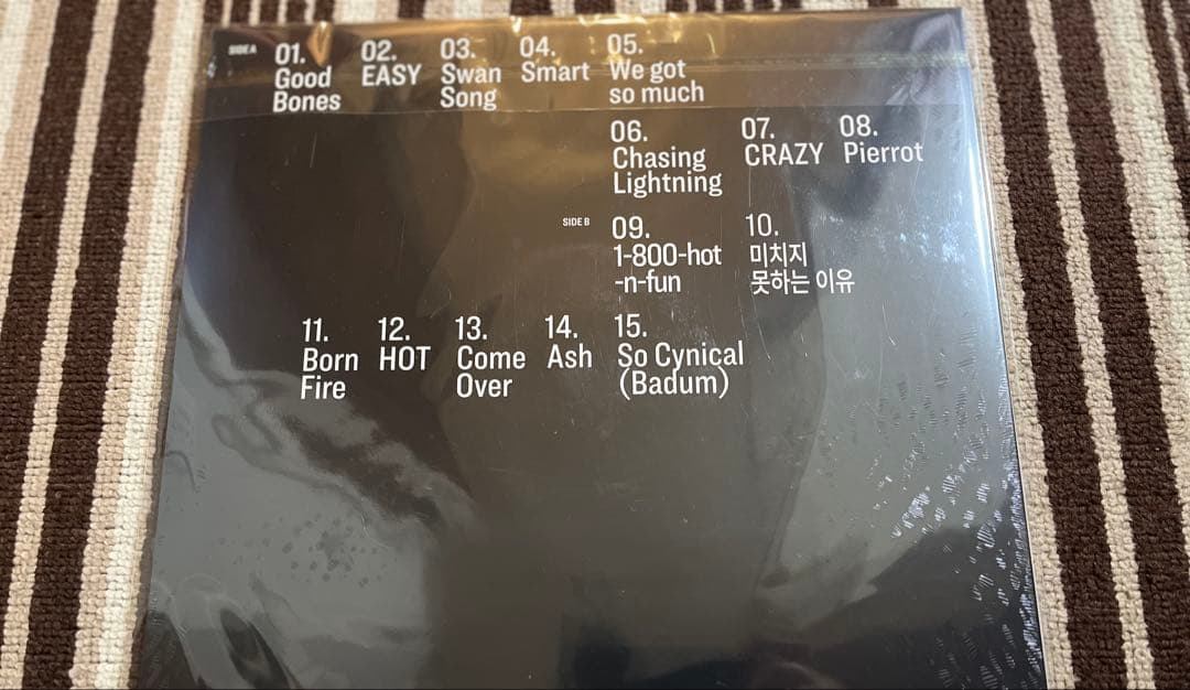 新品　輸入盤　LE SSERAFIM 「EASY CRAZY HOT」レコード