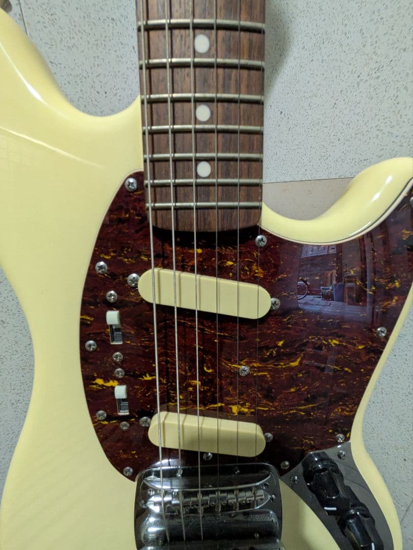 Squier Classic Vibe Mustang フェンダームスタング