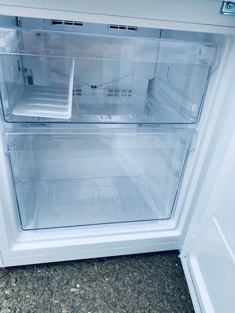 送料設置無料　Haier ノンフロン冷凍冷蔵庫OBBR-121A