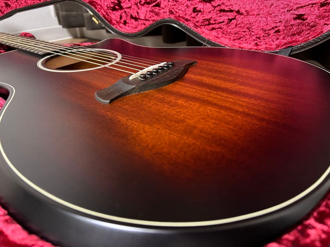 【極美品】Taylor Builder’s Edition 324ce