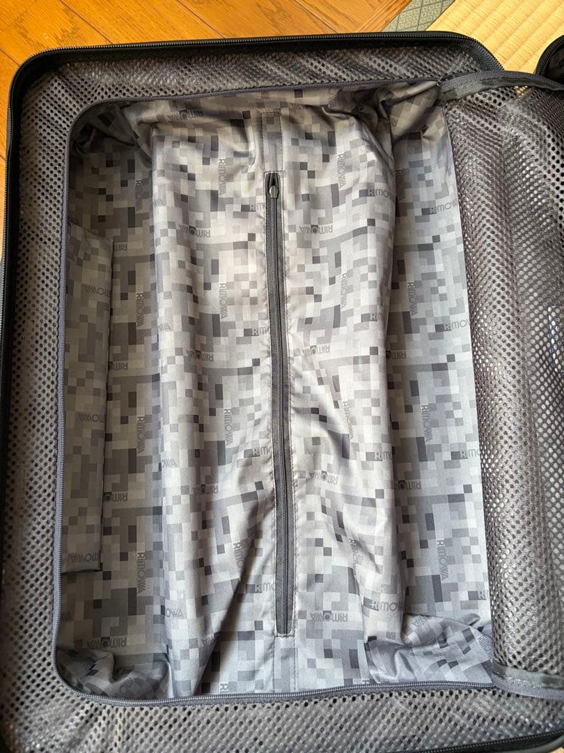 RIMOWAリモワ サルサ 4輪マルチホイール 機内持ち込み マットネイビー