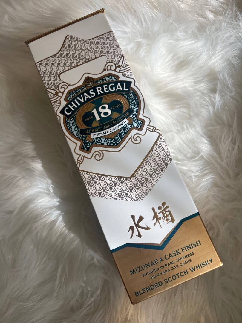 CHIVAS REGAL 18年　水楢 750ml