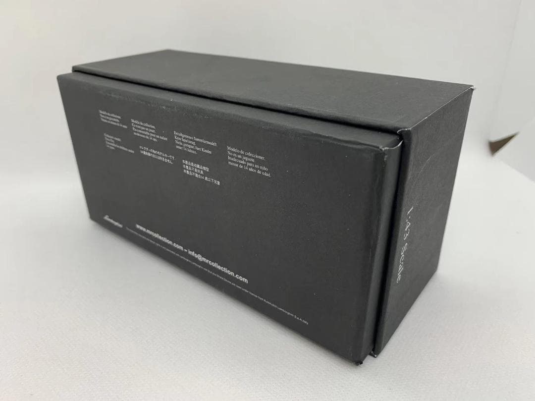 MR 1/43ランボルギーニ Aventador SVJ 紫