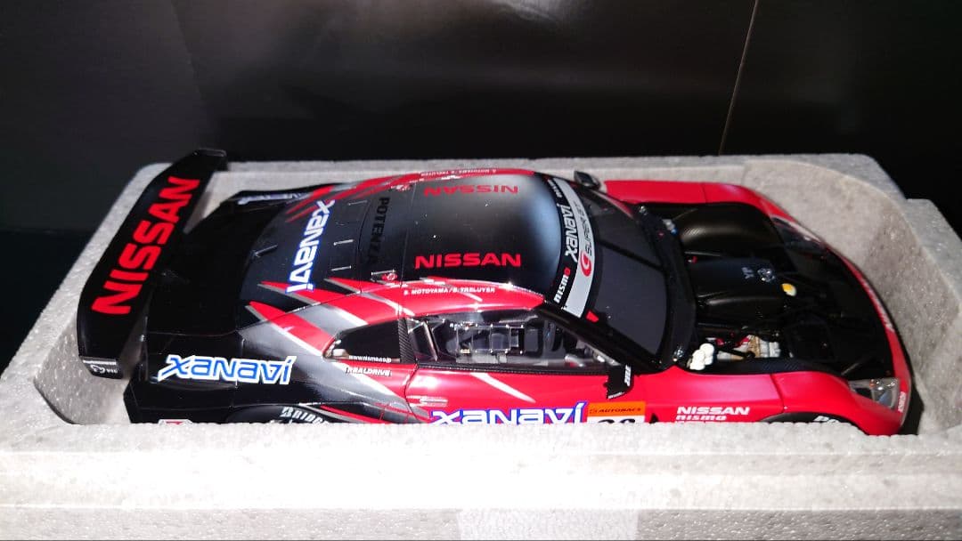 autoart 1/18 日産 GT-R Xanavi Nismo 2008
