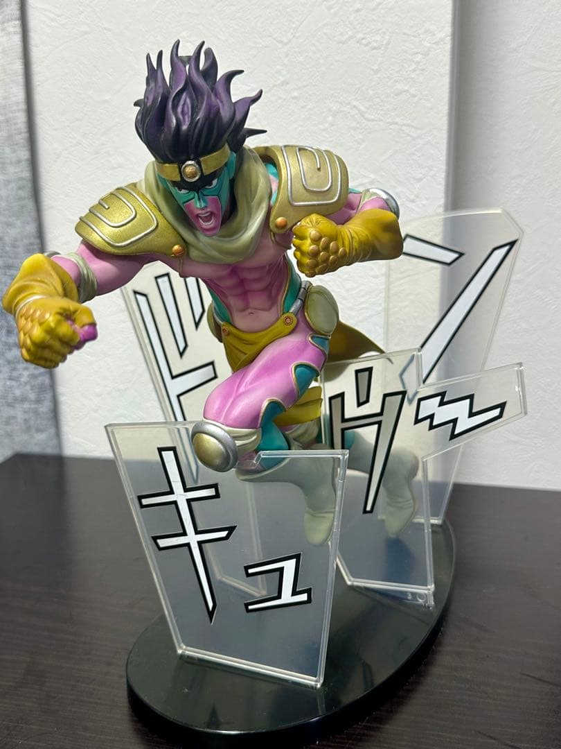 ジョジョ　承太郎 スタープラチナ　DIO ザ•ワールド　フィギュアセット