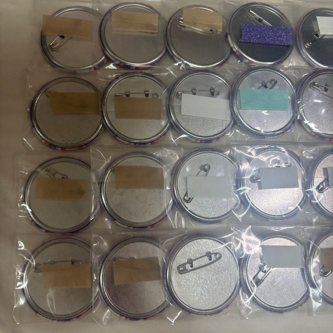 プロセカ グリッター缶バッジ 4B スマドリ 鳳えむ