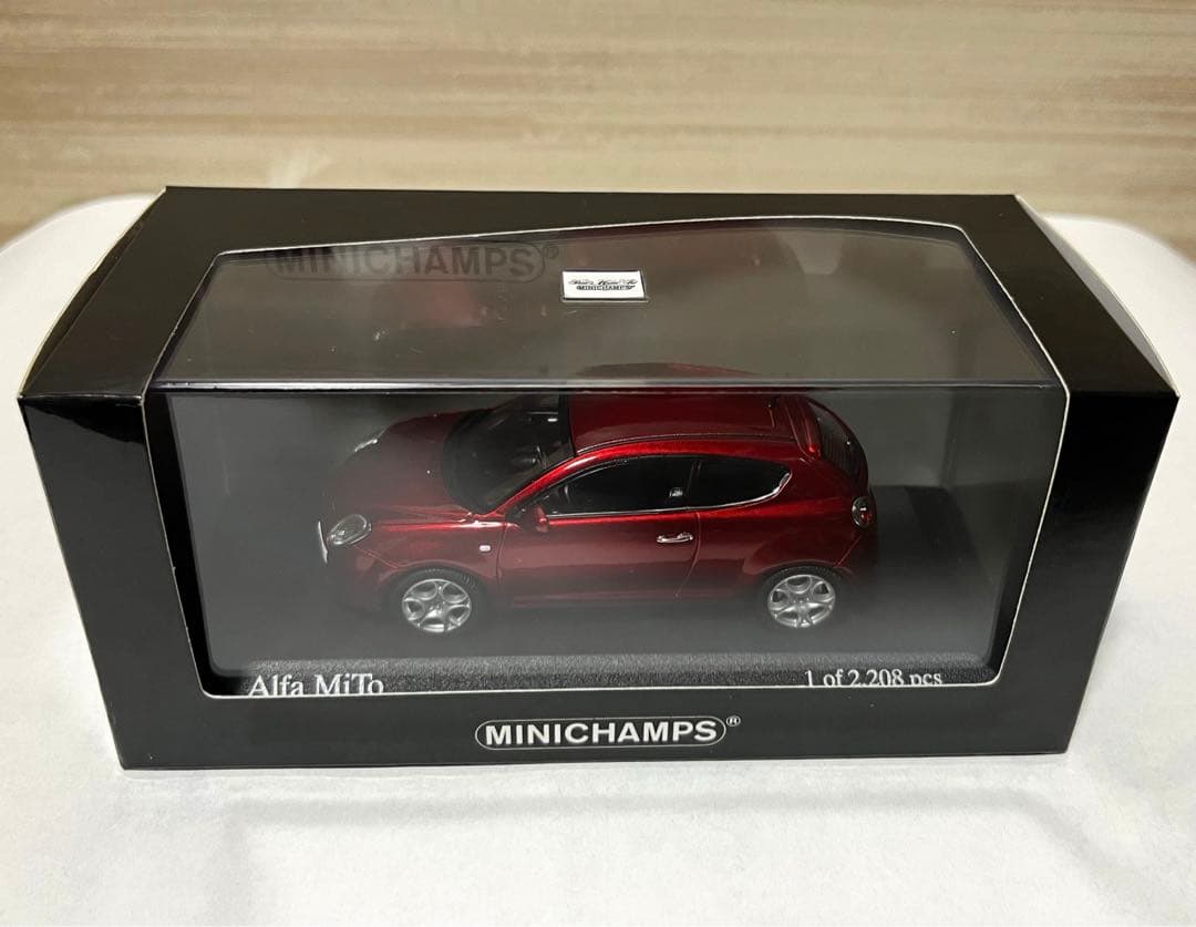 ミニチャンプス 1/43 アルファロメオ ミト 2009 レッド・メタリック