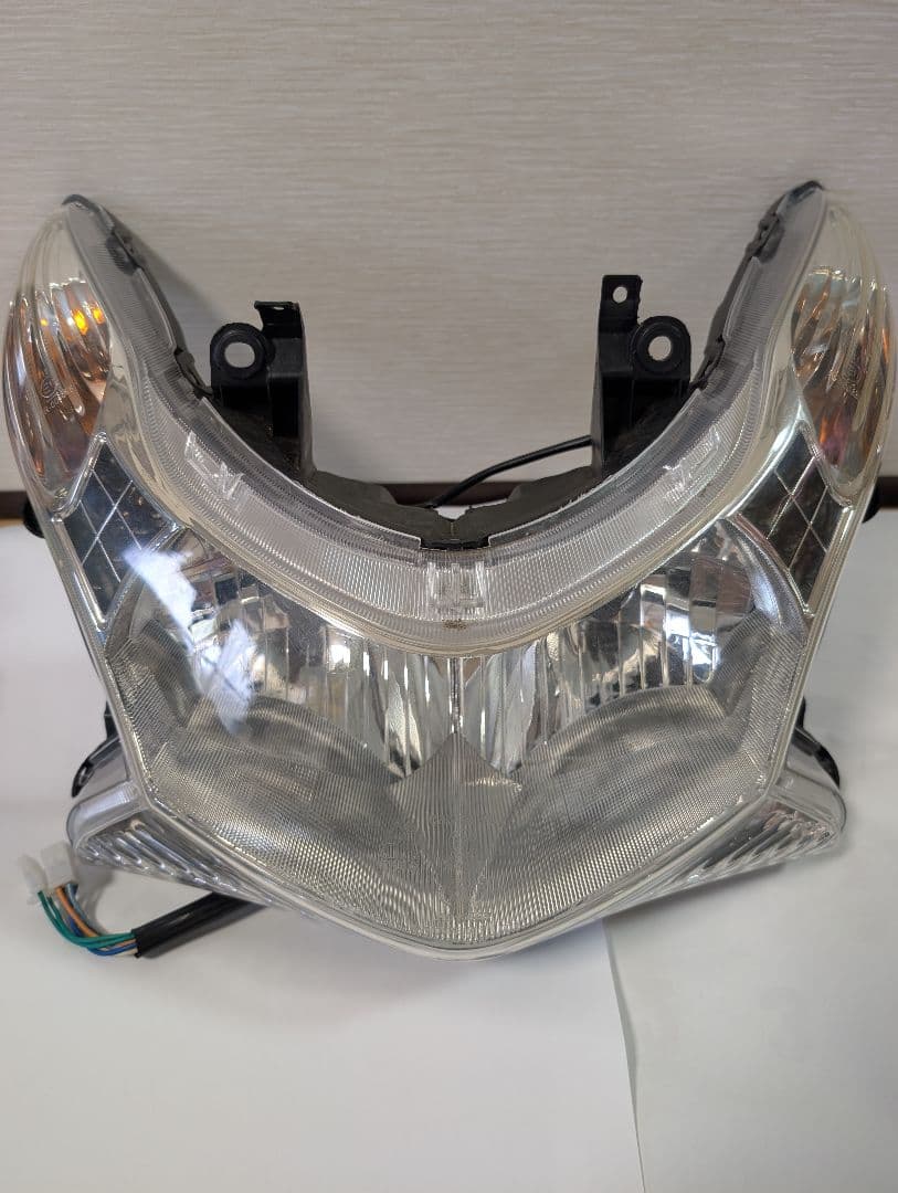 PCX JF28　社外ヘッドライト