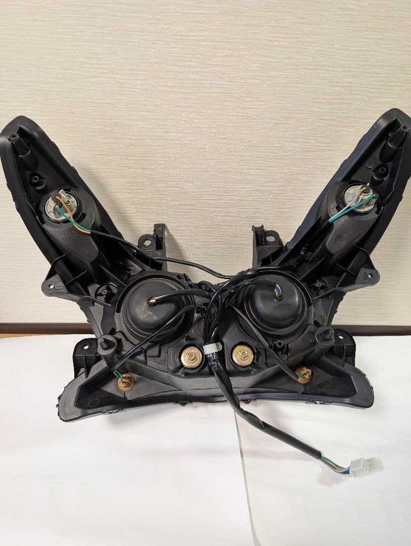 PCX JF28　社外ヘッドライト