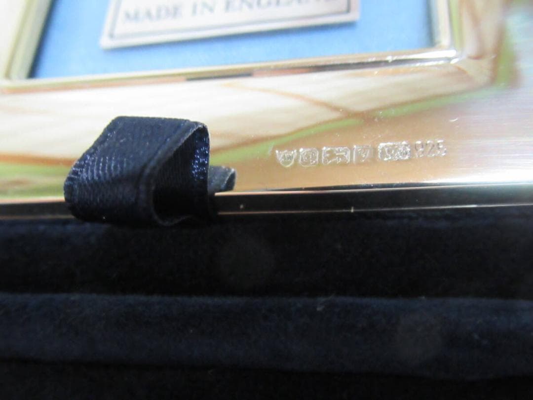 ◆非売品 1996年！ハリーウィンストン 純銀製(925) 携帯折り畳み写真立て