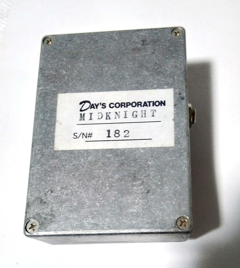 Day's Corporation MID KNIGHT ベース用プリアンプEQ