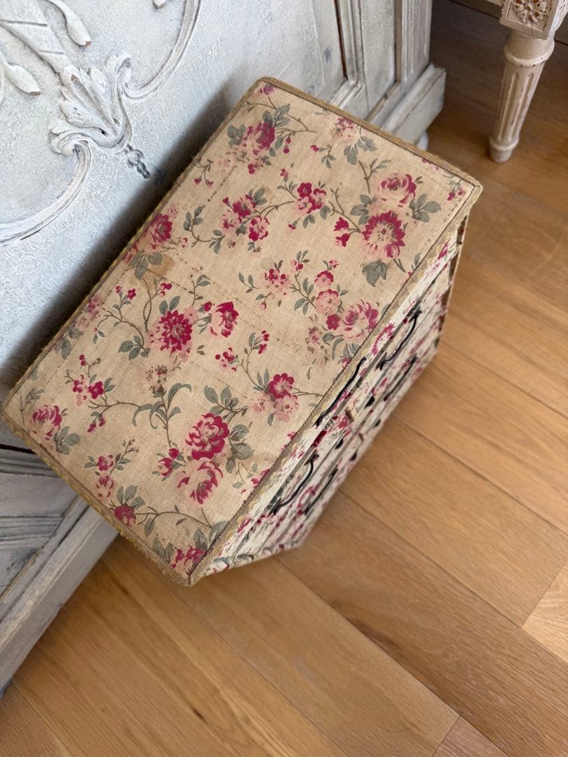 フランスアンティークカルトナージュドゥロワー花柄引き出し抽斗