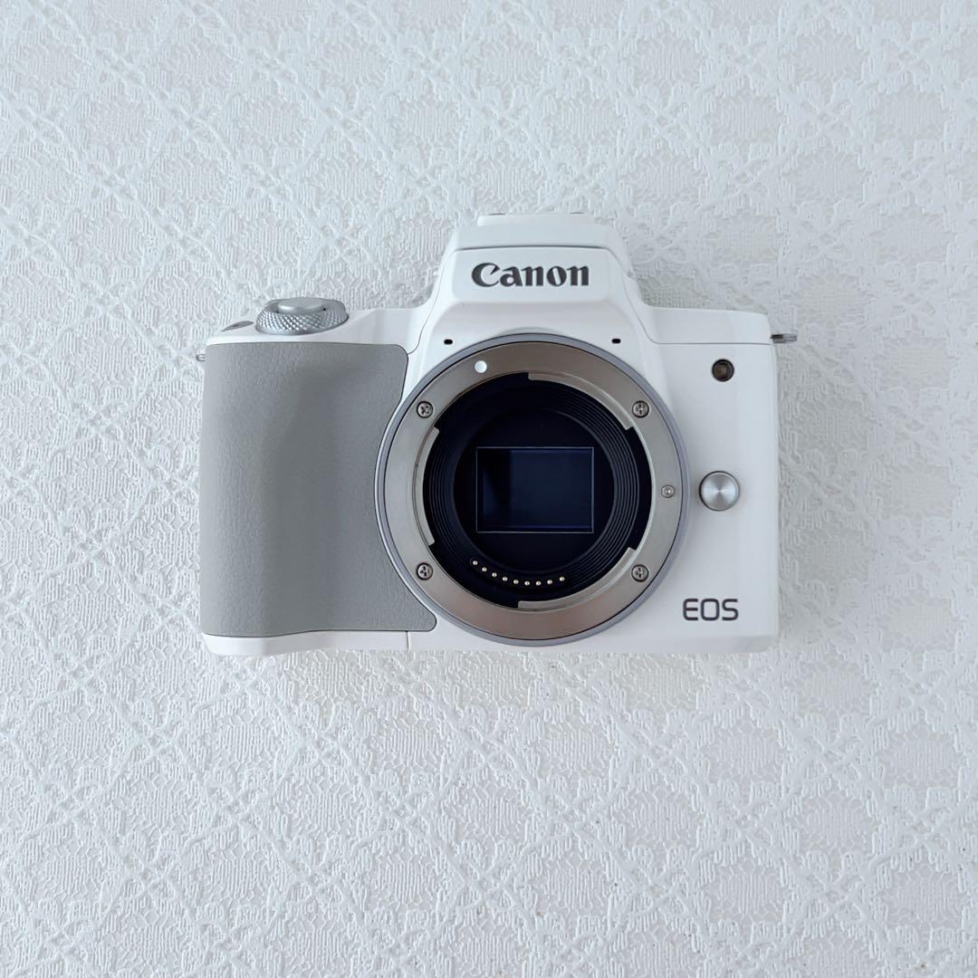 【美品】CANON EOS Kiss M ホワイト