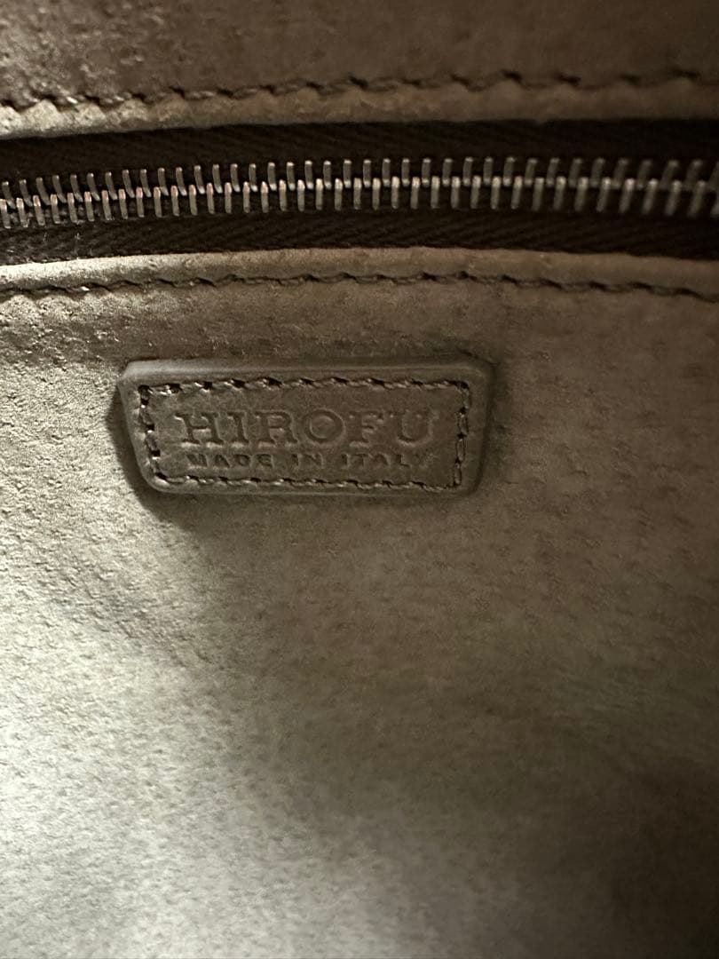 HIROFU (ソーロ)グレーベージュレザーショルダーバッグ M 2WAY 本革
