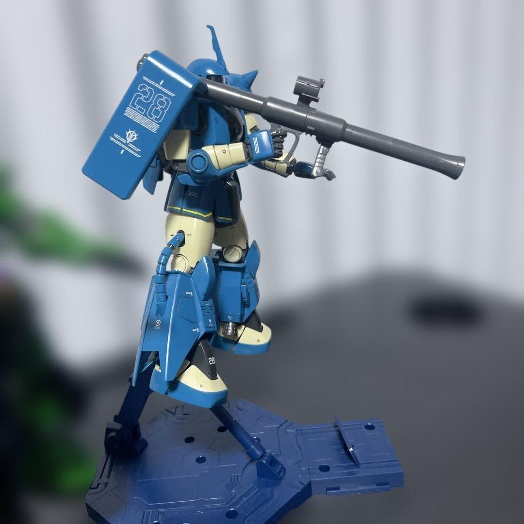 MG1/100ロバート・ギリアム専用ザクⅡと MG量産型ザクⅡの2体セット