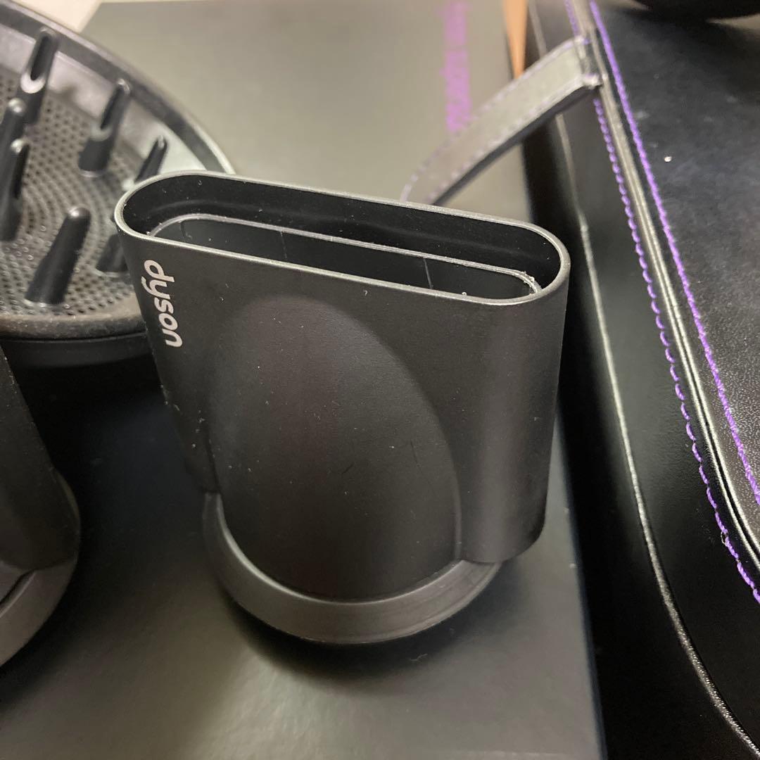 ダイソンヘアードライヤー