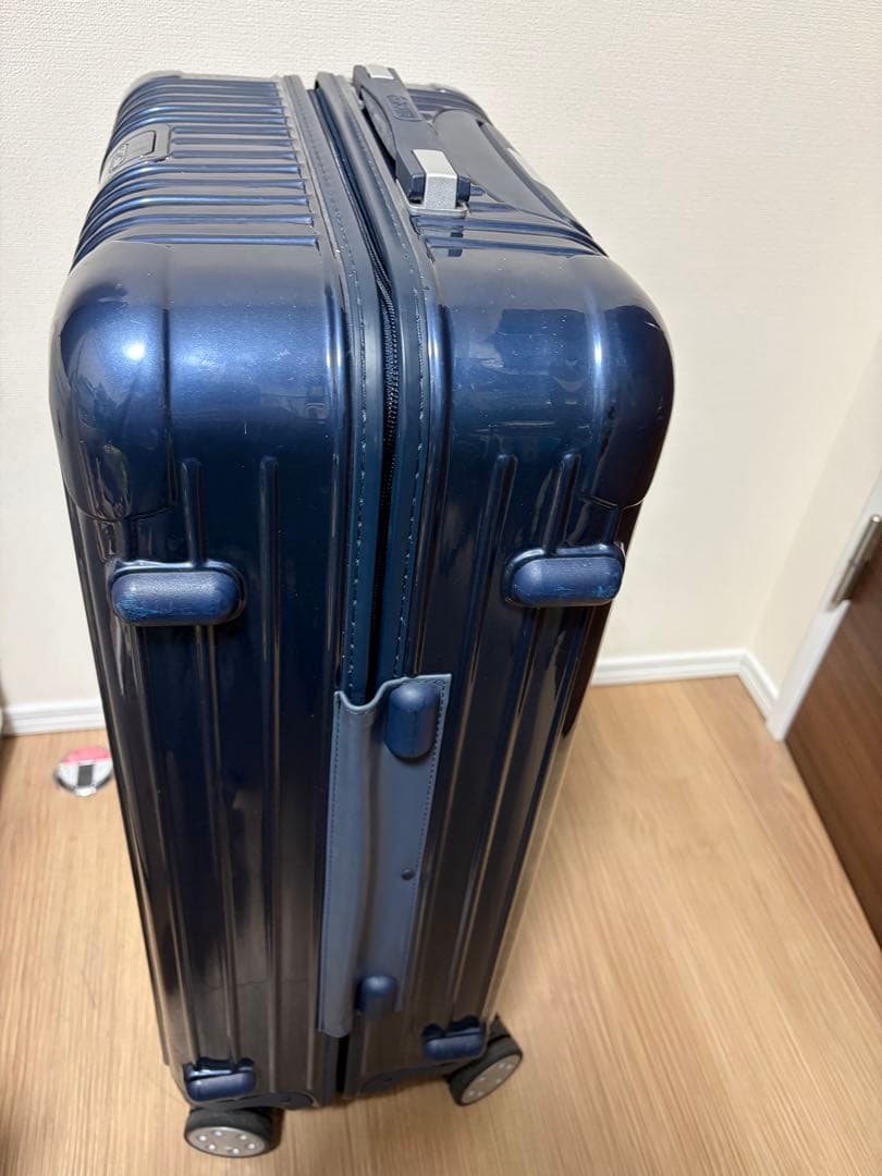 リモワ　キャリーケース　チェックインM
