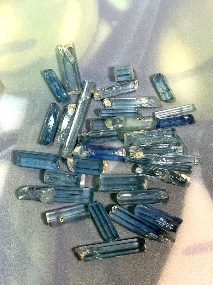 超クリア アクアマリン 原石 重さ：52.80ct 32点セットベトナム産