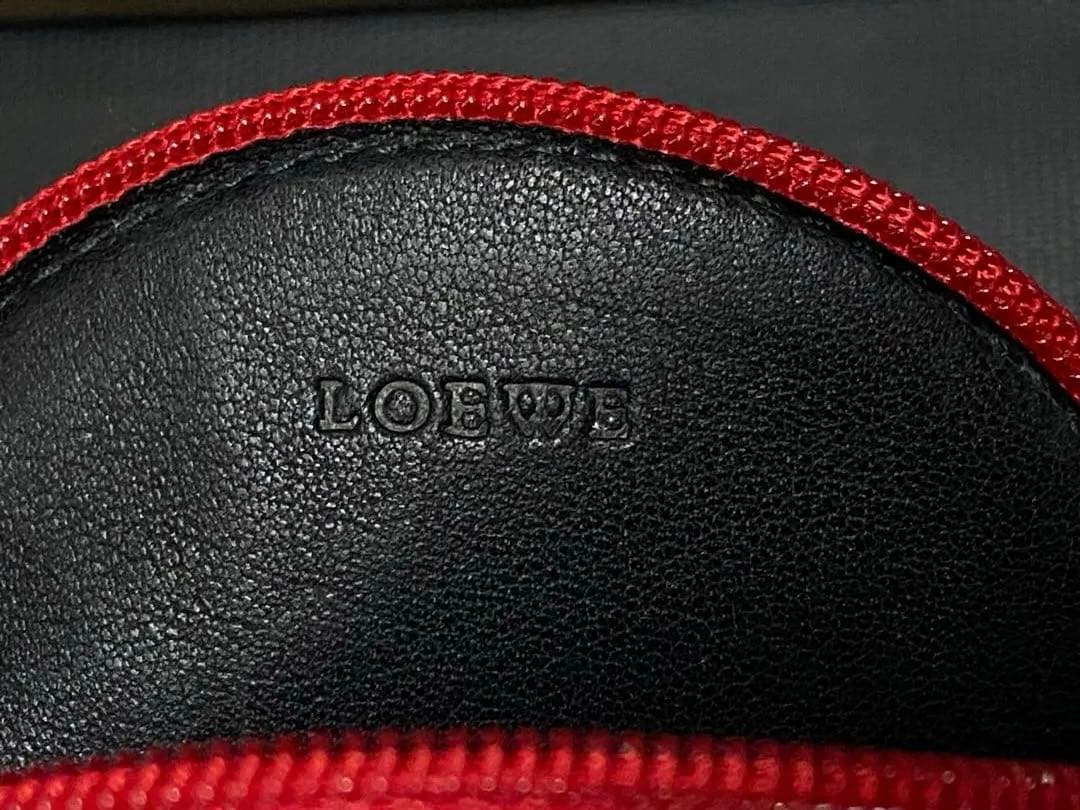 未使用 ロエベ アナグラム アマソナ クッキー ケース 小銭入れ レザー紫