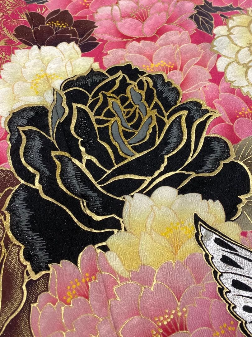 振袖 豪華 銀通し 刺繍 金彩 紋意匠 薔薇 身丈159cm パールトーン加工済
