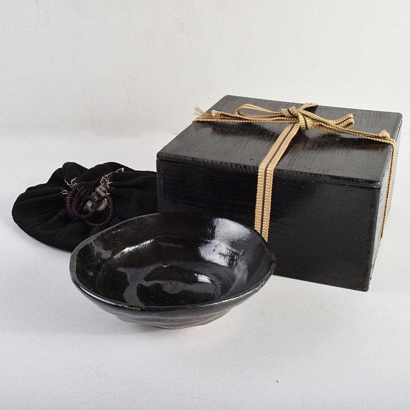 茶道具　楽吉左衛門作　黒楽平茶碗　時代箱　M　R9349