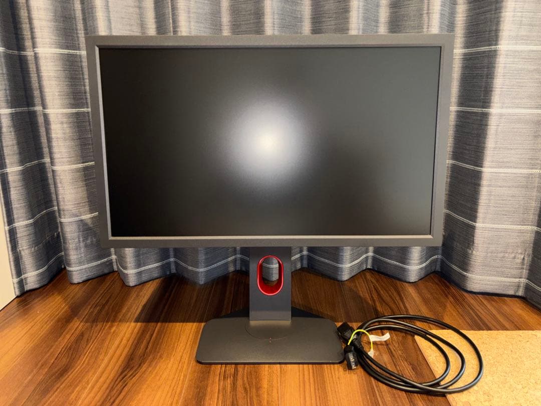 BenQ XL2411K 24インチ ゲーミングモニター　144Hz
