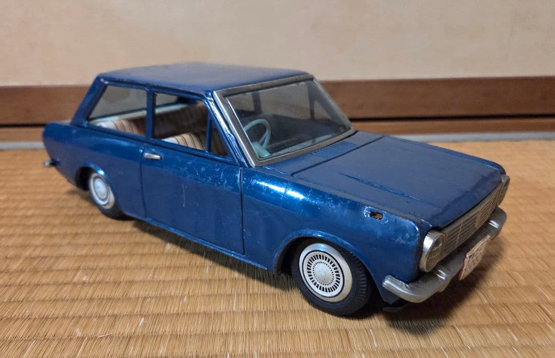 T*y様 【年代物】増田屋　ブリキ　ダットサン サニー1000　車