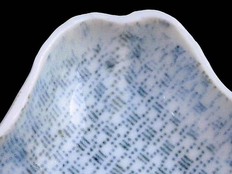 古伊万里　染付　型刷印判　幾何学文様の図　変形皿　江戸期C449 AS-CWe