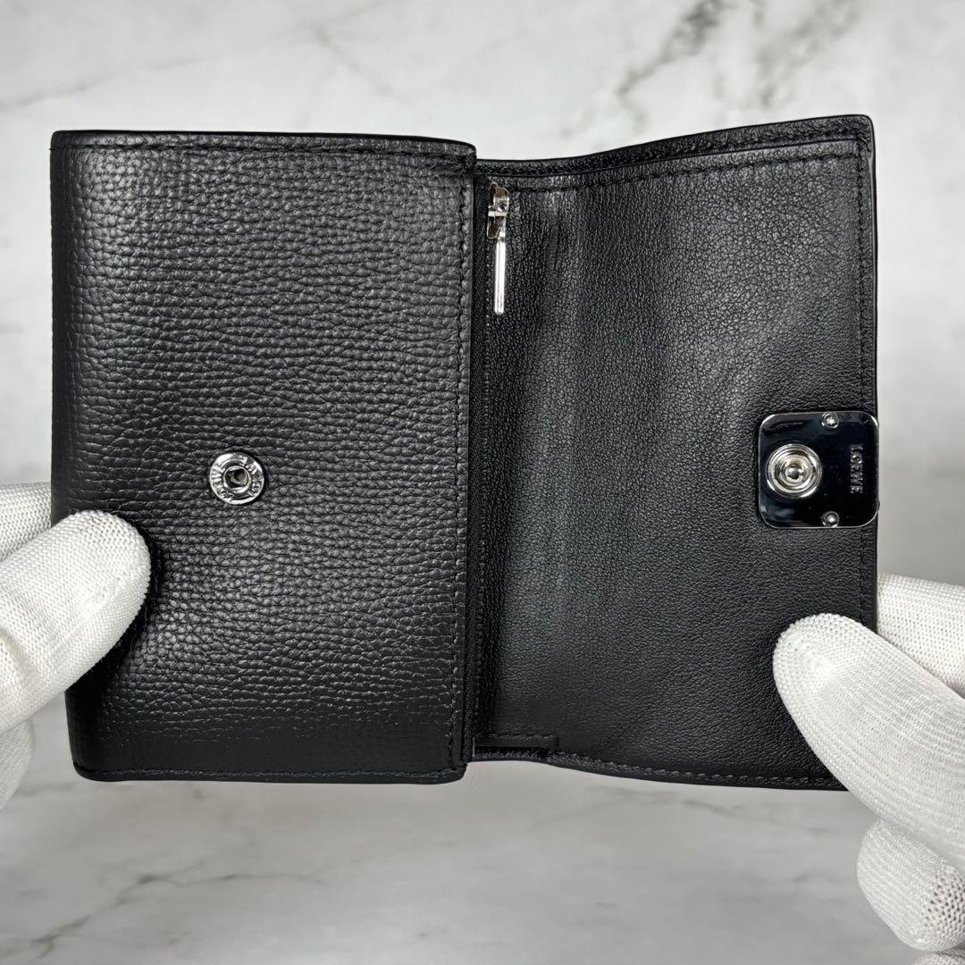 ロエベ　アナグラム　トライフォールドウォレット　三つ折り 財布