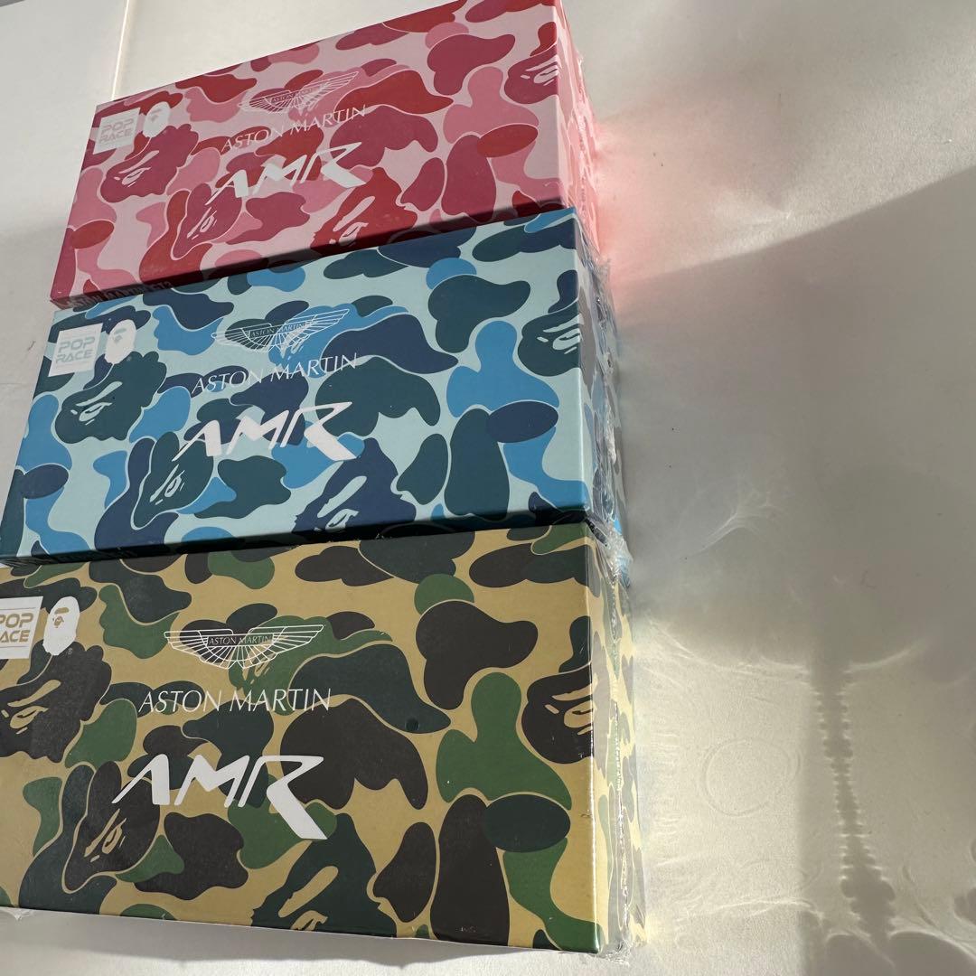 BAPE ASTON MARTIN GT3 1/64 MODEL CARミニカー