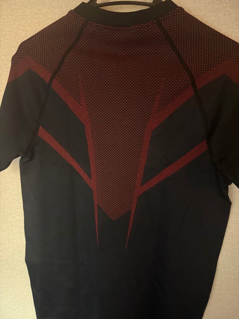  onyx v5 Red Mサイズ　コンプレッション　新品未使用