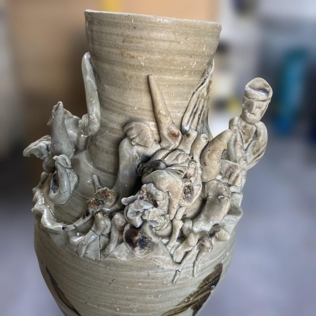 中国美術　骨董品　人物壺　貴重　箱付き