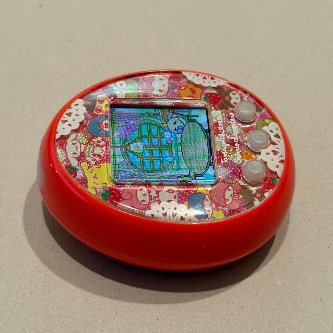 【美品】たまごっち みーつ　サンリオキャラクターズ