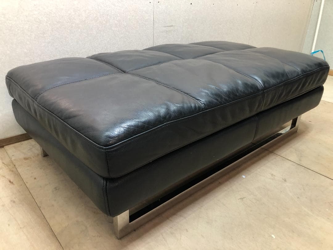 KELVIN GIORMANI 黒総革張り オットマン ブラック　75041-7
