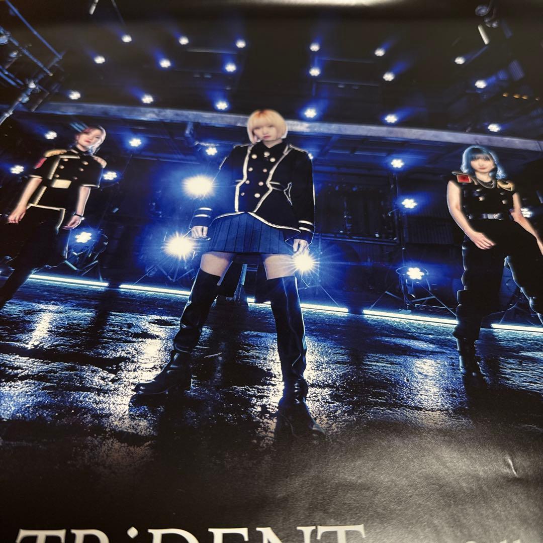 TRiDENT 「ADVANCE GENERATION 」ポスター