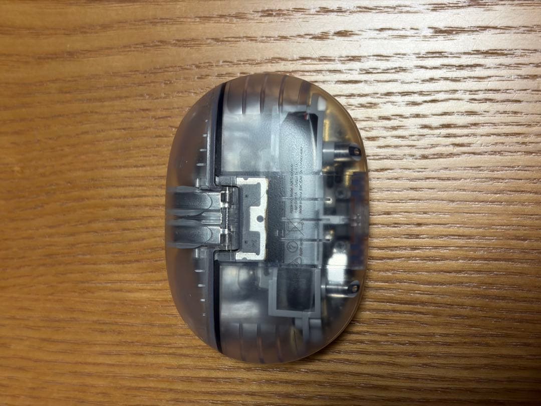 beats studio buds + 付属イヤーピース付き