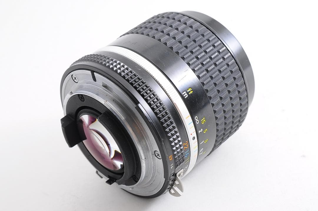 NIKON AIS NIKKOR 28mm F2 マニュアル レンズ @4431