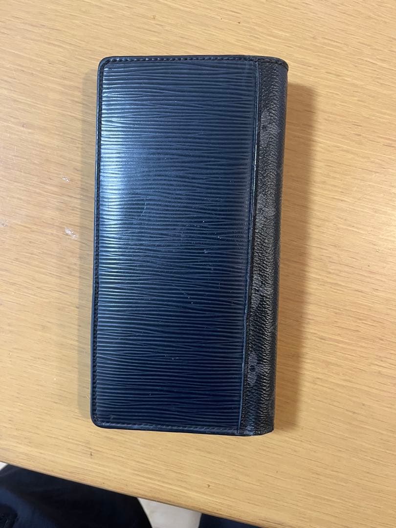 Louis Vuitton 長財布 黒 レザー