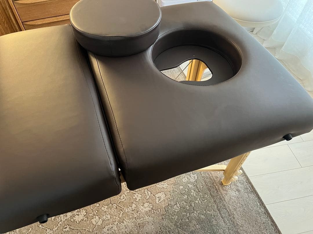 ネチュラ 折りたたみ　エステ　マッサージベッド