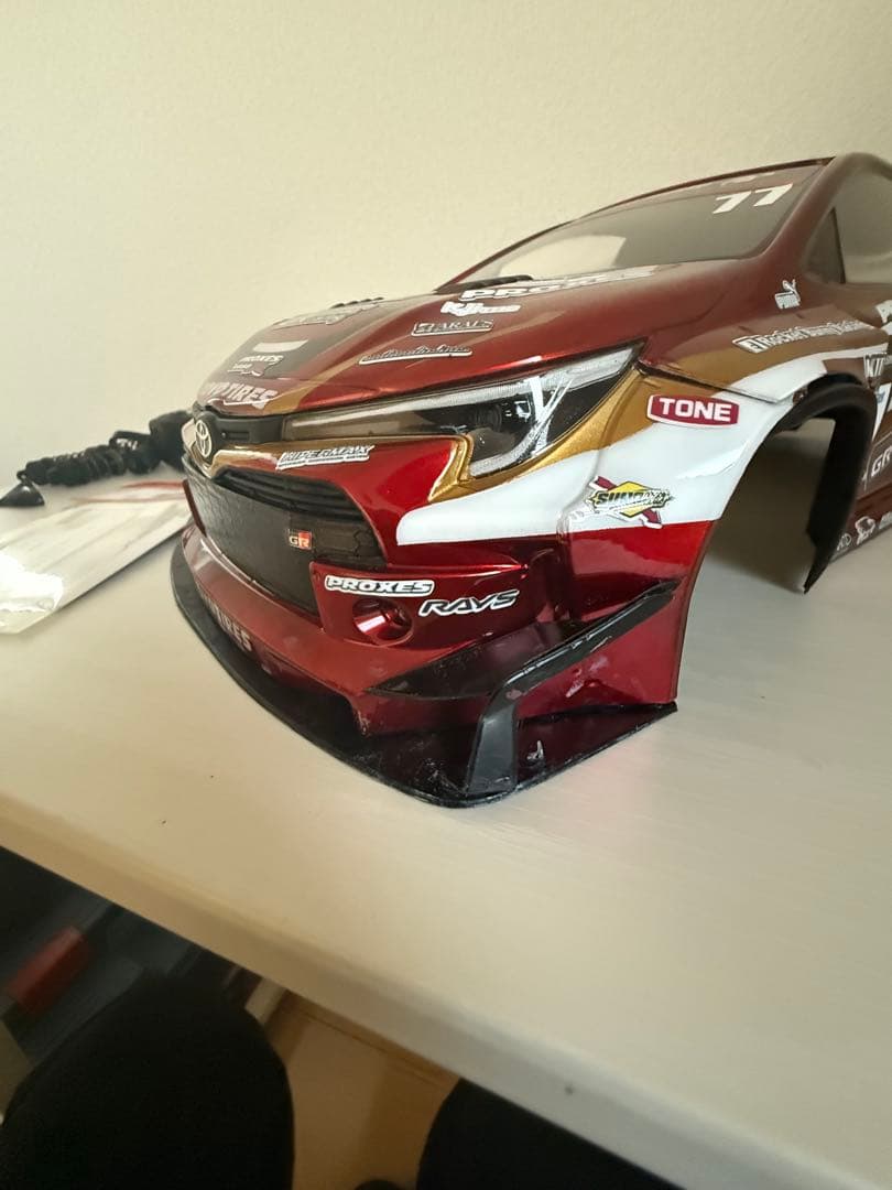 アディクション GRカローラ 1/10ボディ