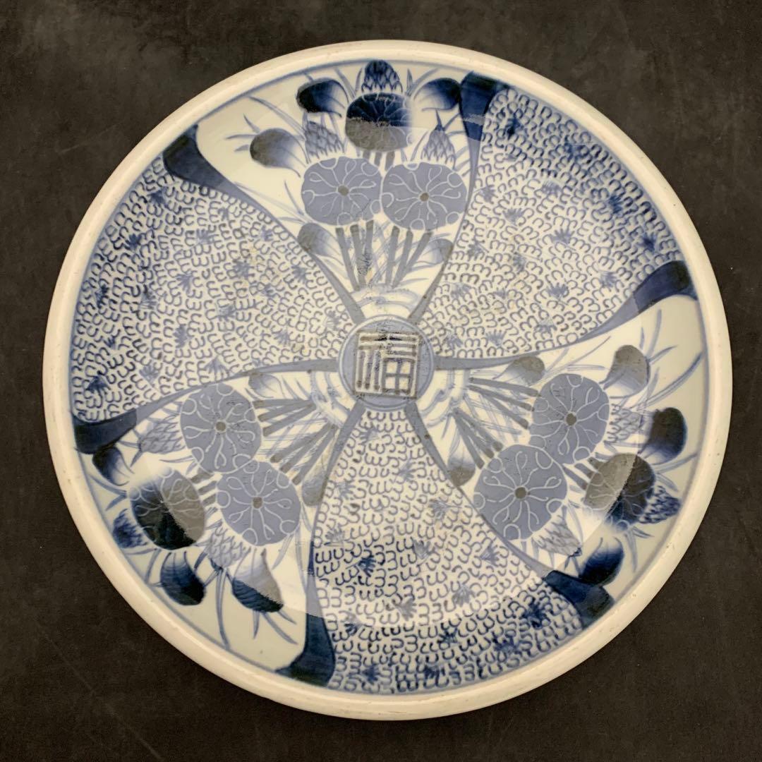 古伊万里　大皿　花　微塵唐草　捻り模様　約直径28.5㎝　/かけ有