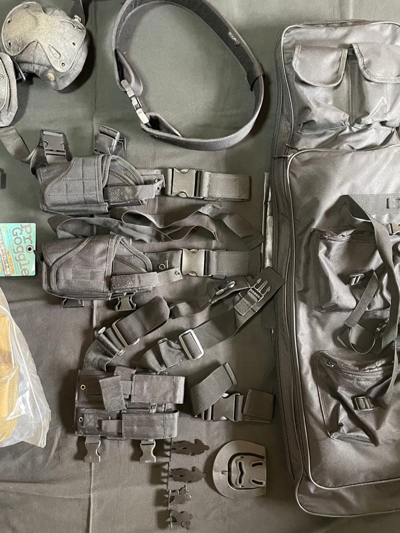 サバゲ　装備品セット　V1ベスト　カーキー　ホルスター　マグポーチ　ベルト