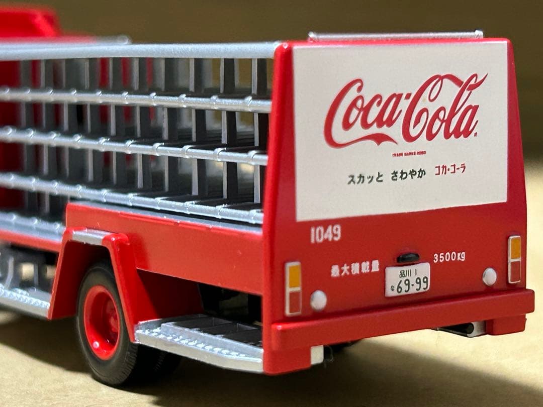 トミカリミテッドヴィンテージ コカコーラ 2台セット