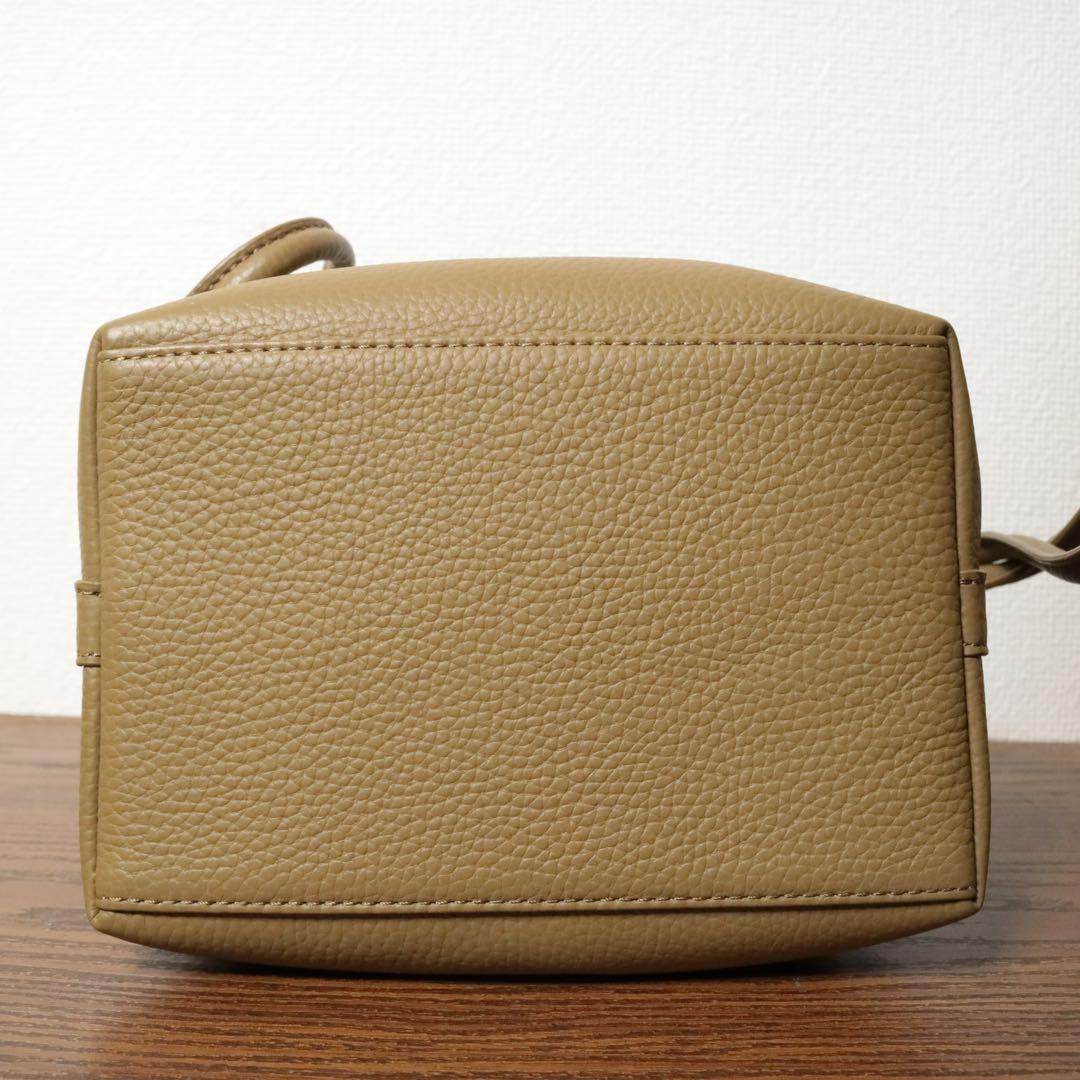 【新品同様】 ヴァジック BOND MINI 巾着 定価4.8万円 TAUPE